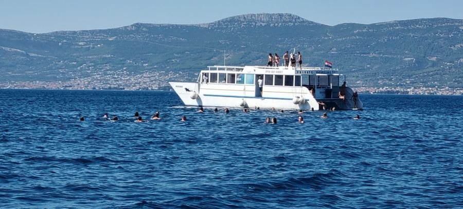 Krknjaši day trip aboard the catamaran Mariano
