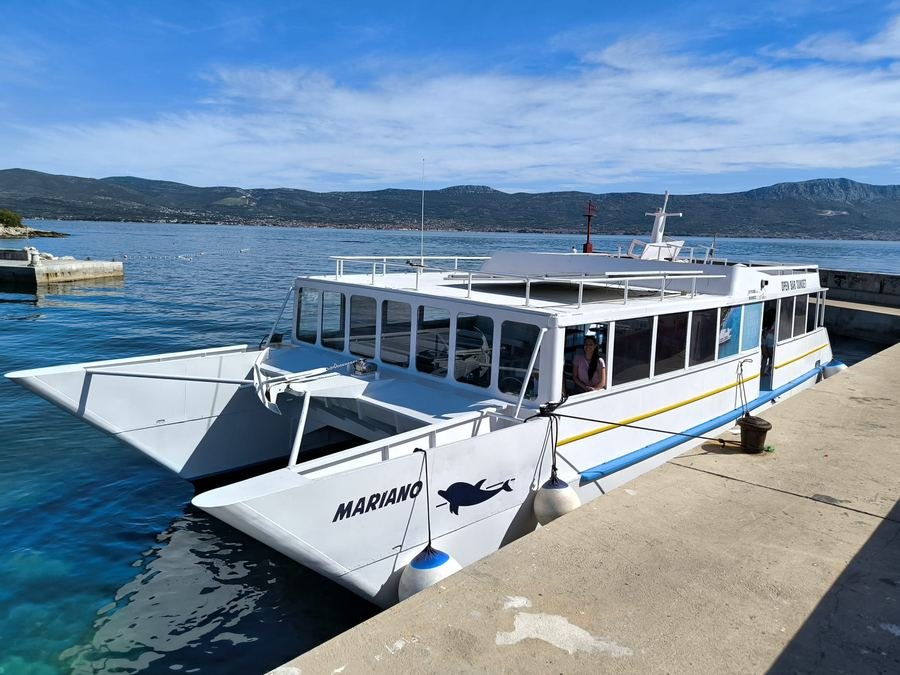 Supetar day trip aboard the catamaran Mariano